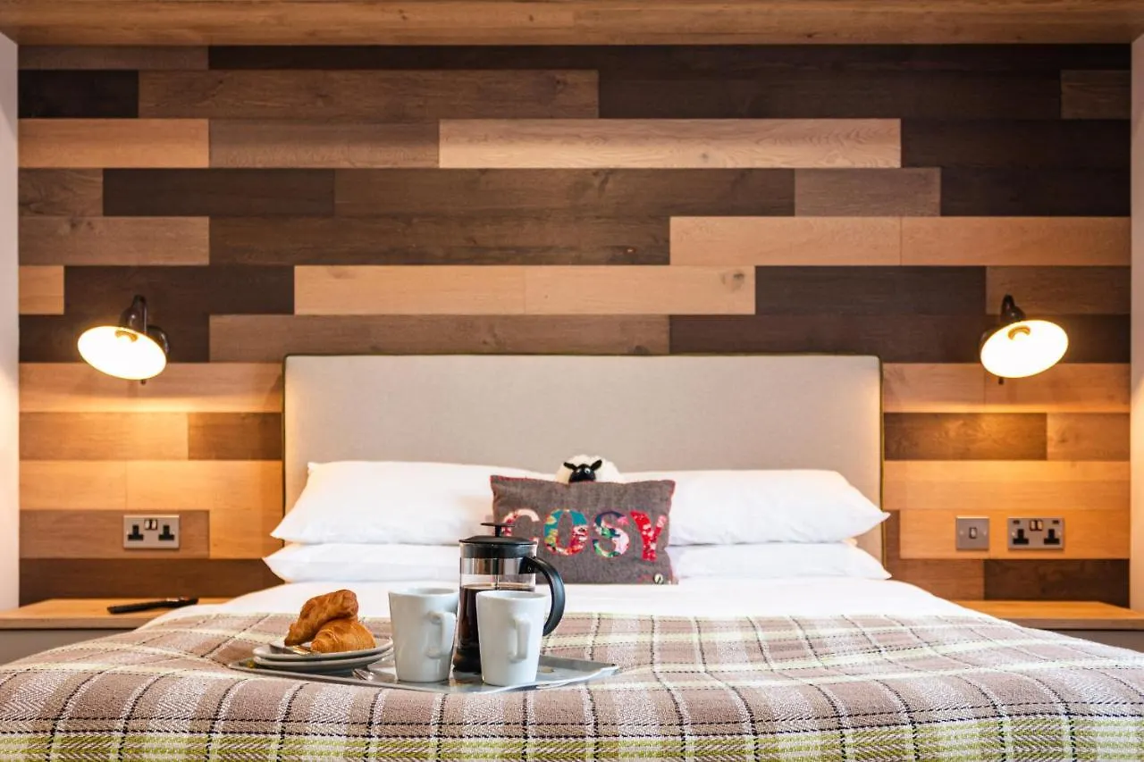 The White Rose Lodge With Hot Tub York